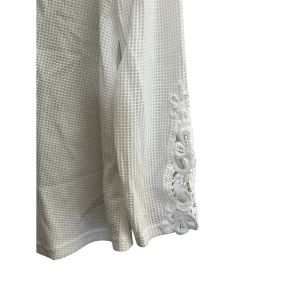 NWT BloomChic Shirt Size 14 16 White Thermal Waffle Top Crochet Trim #4165 - Picture 5 of 14